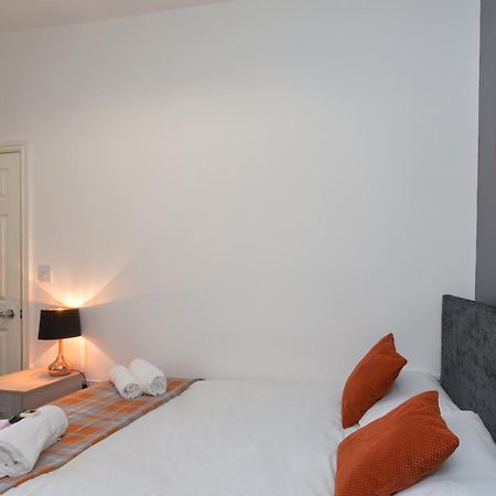 Townhouse @ Corporation Street Stoke Bed & Breakfast Rom bilde